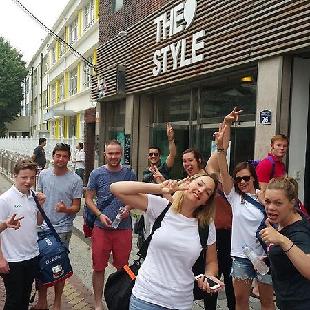 The Style Guesthouse Тегу Екстер'єр фото