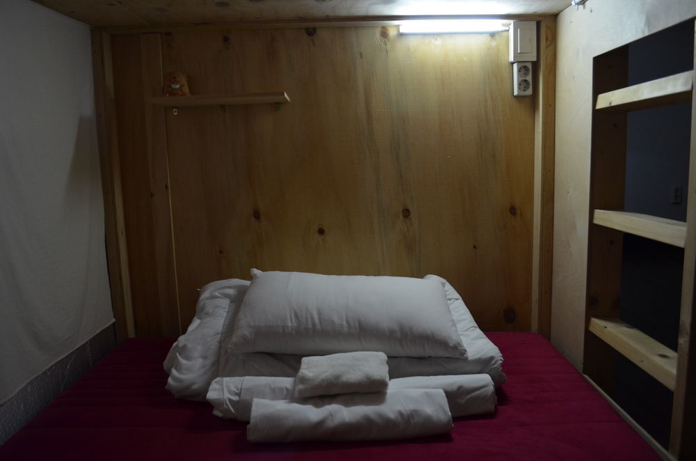 The Style Guesthouse Тегу Екстер'єр фото